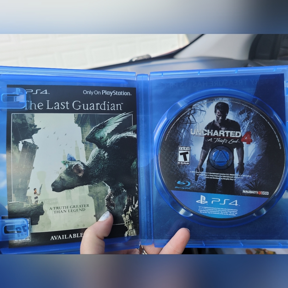 PS5 UNCHARTED 4 A Thiefs End like new.